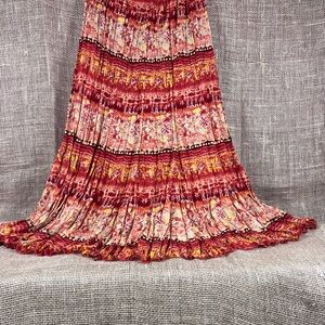 RAFAEL Floral Red and Pink Maxi Skirt. Boho Style. M (8-10)~Elastic Waist